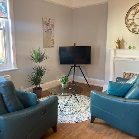 Stylish Flat In Yeovil Somerset Eksteriør billede