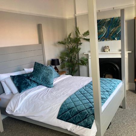 Stylish Flat In Yeovil Somerset Eksteriør billede