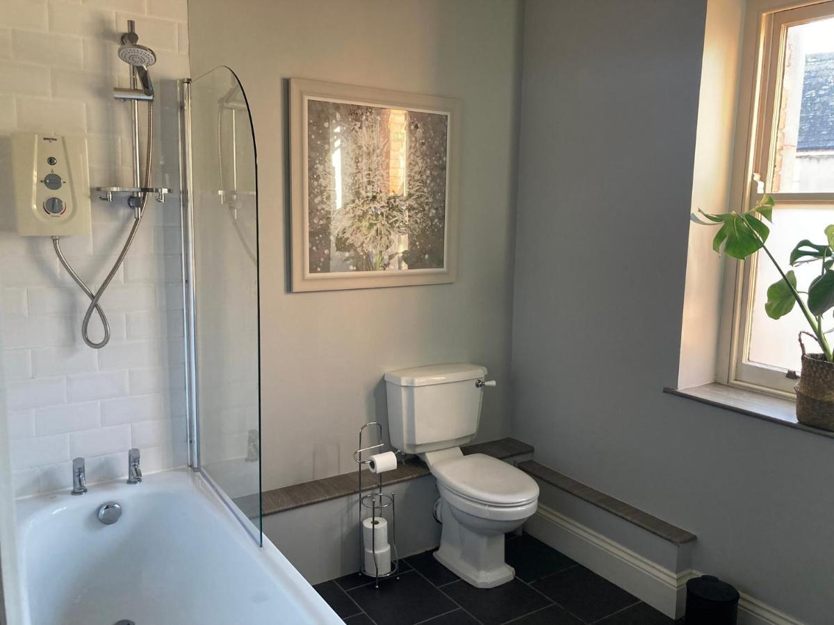Stylish Flat In Yeovil Somerset Eksteriør billede