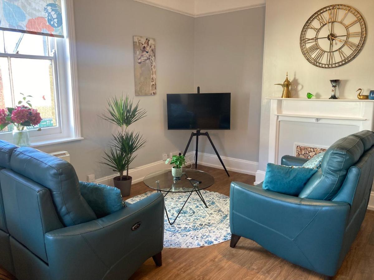 Stylish Flat In Yeovil Somerset Eksteriør billede
